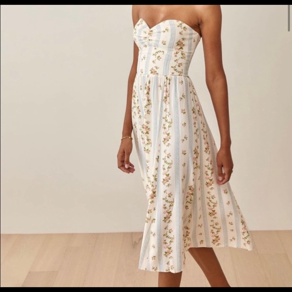 ✖️SOLD✖️Reformation Aymeline dress